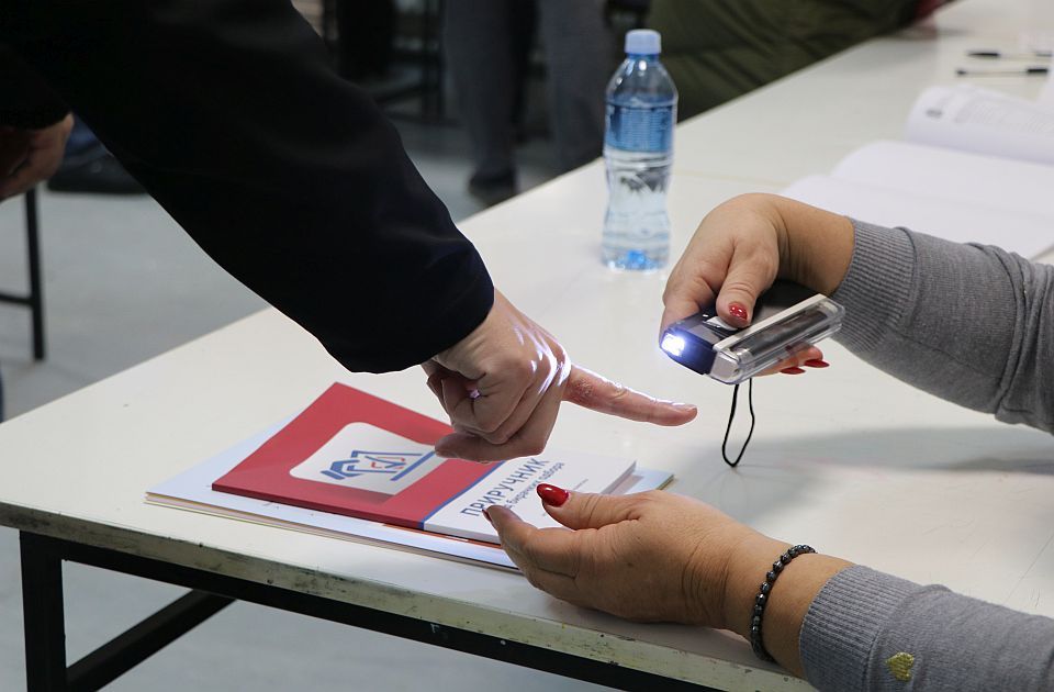 Istraživači javnog mnjenja: Konfuzija kod birača, nezahvalno davati prognoze o ovim izborima