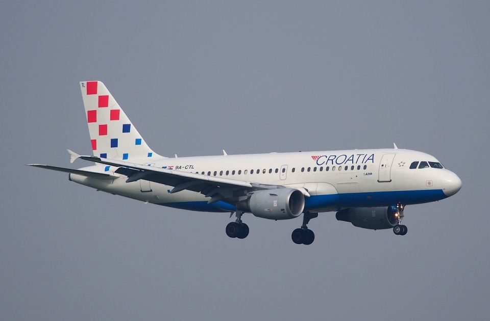 Avion iz Hrvatske morao da sleti zbog psa: Letelica morala da bude povučena iz saobraćaja