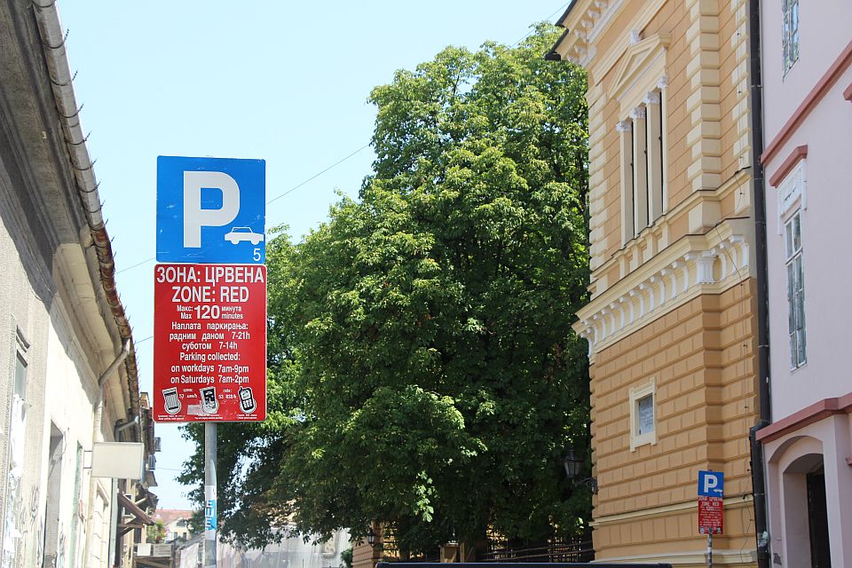 Od danas do utorka besplatan parking u Novom Sadu