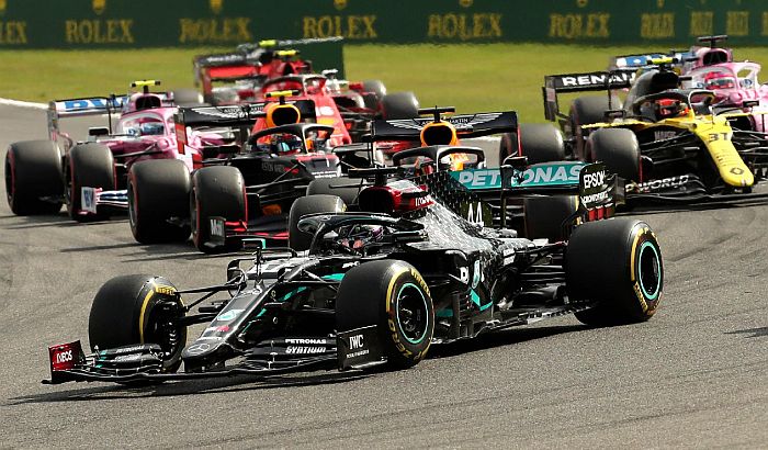 Hamilton pobedio u Belgiji, na dve pobede od rekorda