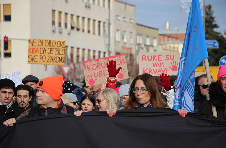 Opozicija o Đuriću: "Poziva na sukobe, pokazao da je samo netalentovani učenik Šešelja"