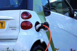 Ukidaju se subvencije za kupovinu električnih automobila, budžet potrošen