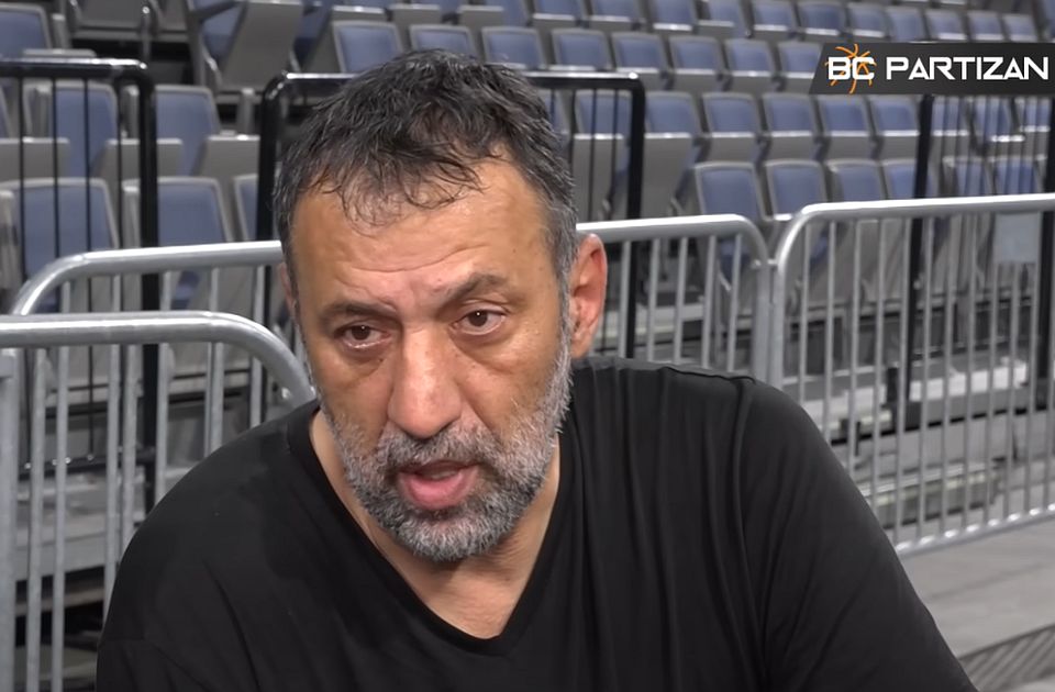 Vlade Divac i Željko Rebrača u utorak u OŠ "Vuk Karadžić" u Novom Sadu