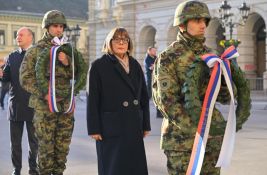 FOTO: Gojković, Đurić i drugi zvaničnici položili vence povodom godišnjice prisajedinjenja Vojvodine