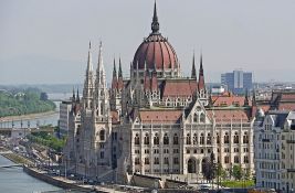 Odložena poseta Analene Berbok Budimpešti