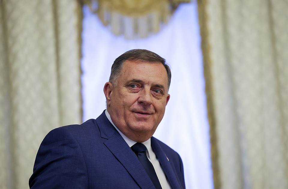 Dodik je operisan u privatnoj klinici u Beogradu 