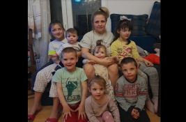 Zorana iz Petrovaradina je samohrana majka sedmoro dece: Prikuplja se pomoć za obnovu kuće