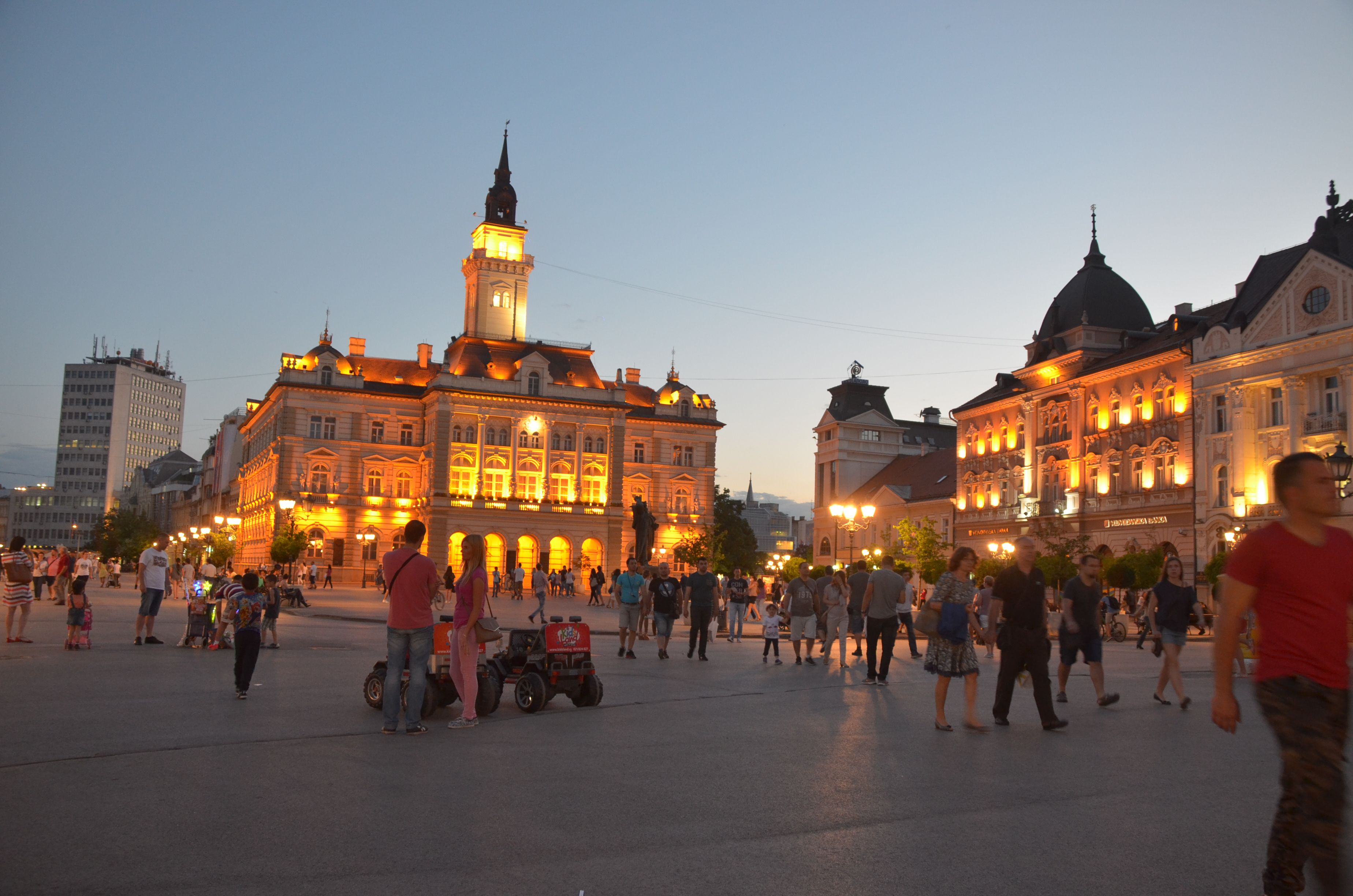 Festival vina "Interfest" od večeras na Trgu slobode: Proizvode predstavlja više od 100 izlagača