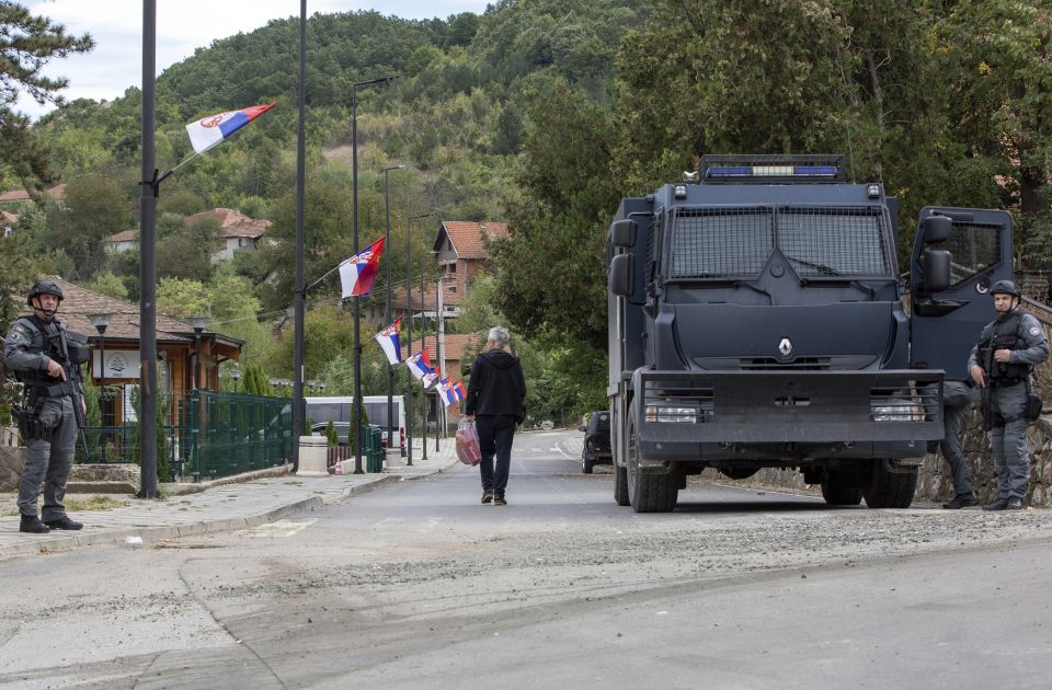 Francuska, Italija i države koje nisu priznale Kosovo protiv potpunog ukidanja sankcija 