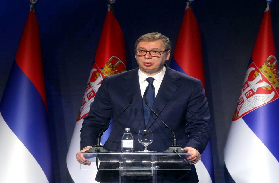 Vučić pozvao Ministarstvo pravde da ustanovi istinu oko "zvučnog topa", o ostavci Vučevića u utorak