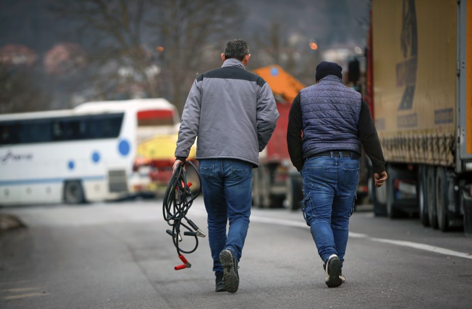 U nedelju protest u Štrpcu zbog ranjavanja dečaka i mladića