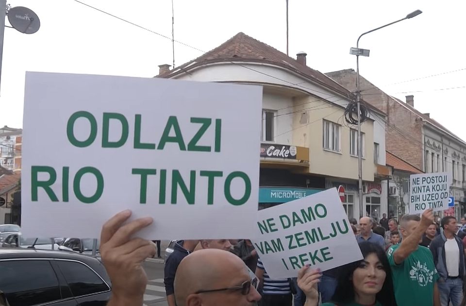 Aktivisti se uputili ka Loznici na večerašnji protest protiv rudarenja litijuma 