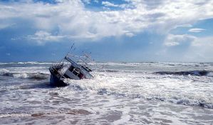 Španska obalska straža spasila 56 migranata na Mediteranu