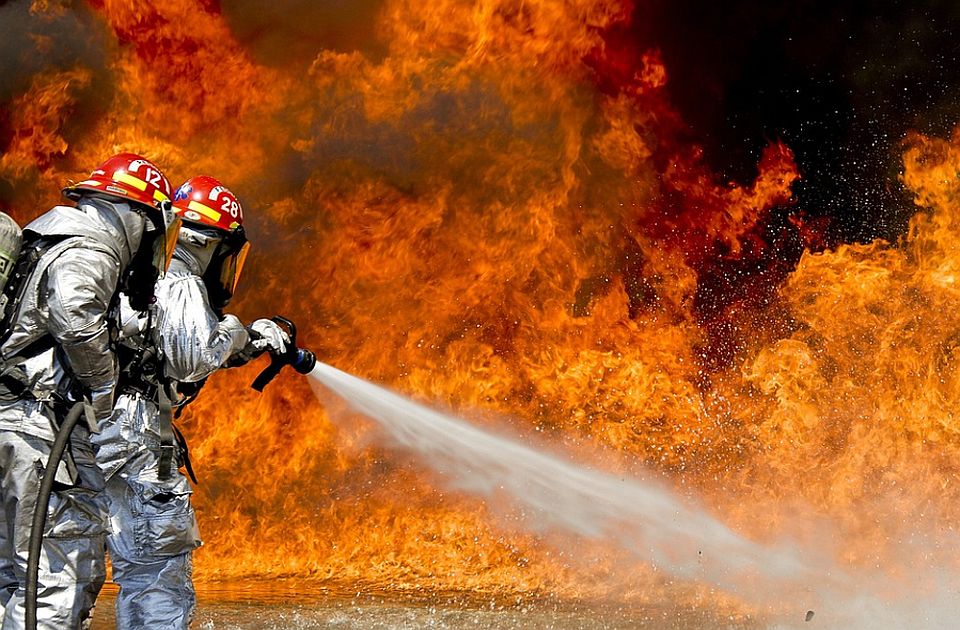 VIDEO: Troje dece među 35 poginulih u požaru na pumpi u Rusiji, više od 100 povređenih