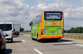 Porše i drugi investitori preuzimaju 35 odsto vlasništva Fliksbusa