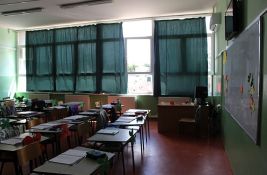 Nastavnica osnovne škole u Beogradu fizički i verbalno napadnuta: Šestak pušio e-cigaru u učionici