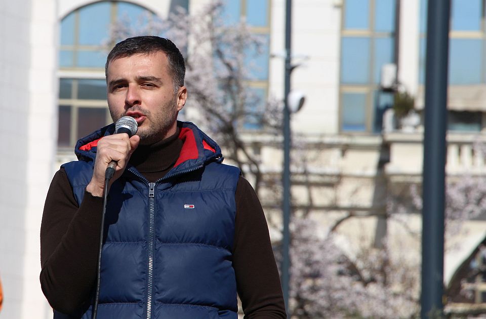 Manojlović pozvao Dačića da MUP ne primenjuje nasilje na današnjem protestu