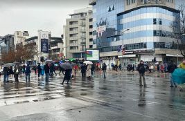 FOTO: Novi Sad ponovo zastao na 15 minuta