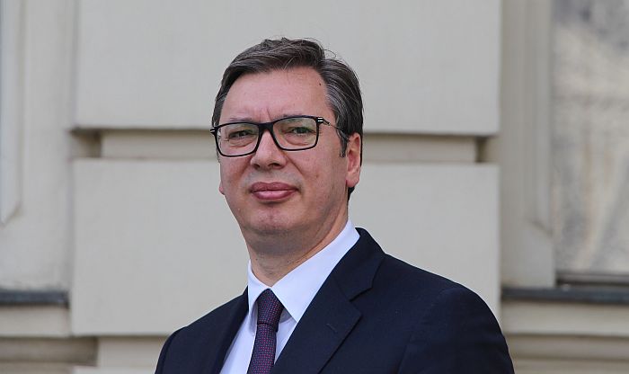 Vučić: Do kraja godine plata 510 evra, zarade će posebno rasti u Novom Sadu i Beogradu