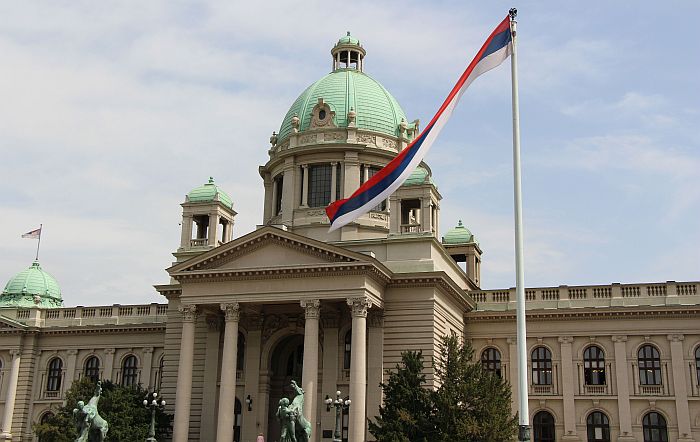 Srbija dobija novi sastav skupštine, poslanici polažu zakletvu