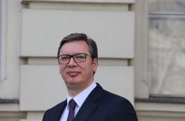 Vučić opet o 