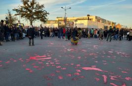 UŽIVO: Protestna šetnja duž 