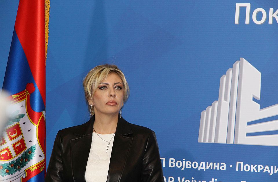 Joksimović: Vlast transparentno, redovno i odgovorno izveštavala građane tokom pandemije