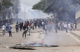 Bangladeš: Policija pucala na demonstrante, 105 mrtvih na protestima