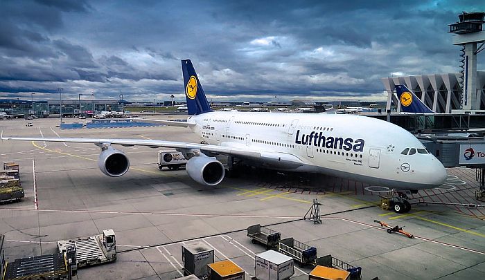 Lufthanza otkazala 800 letova, odluka utiče na 90.000 ljudi