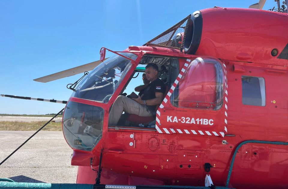 MUP Srbije uputio u Grčku helikopter kao pomoć u gašenju požara kod Kavale