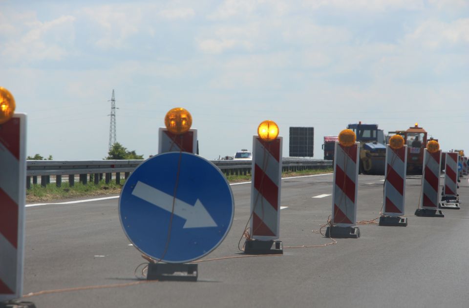 Vozači, da znate: Radovi na auto-putu kod Rume menjaju režim saobraćaja