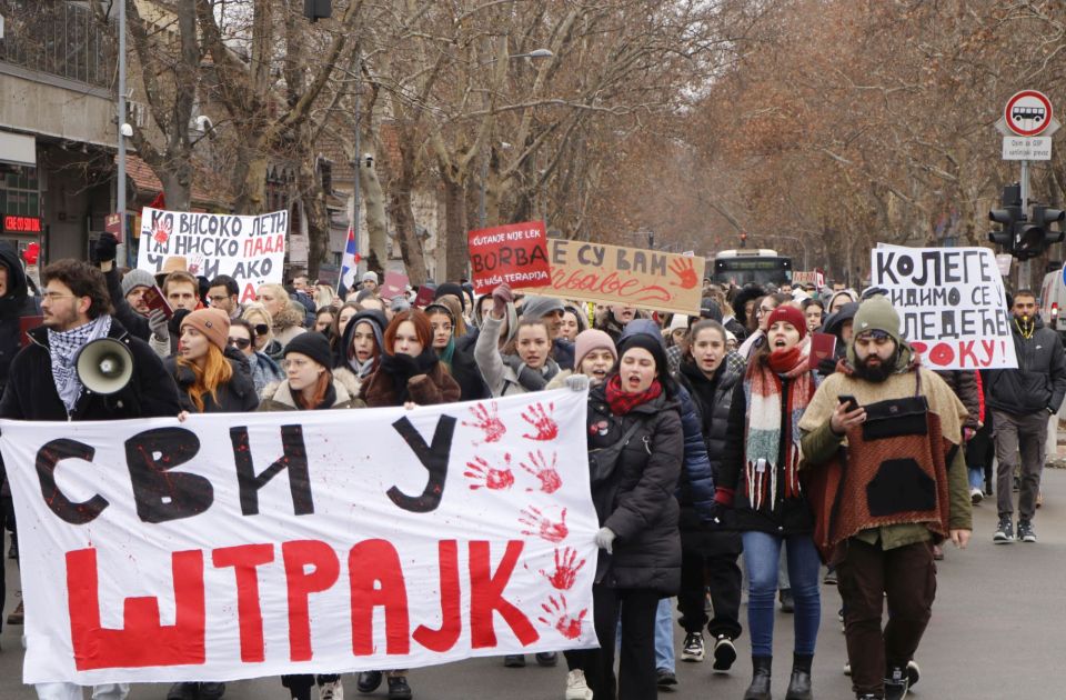 Ko sve u Novom Sadu štrajkuje: Ugositeljski objekti, veterinari, radnje, pozorišta...