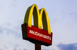 Nakon masovnog trovanja kupaca: Mekdonalds ulaže 100 miliona dolara da povrati ugled