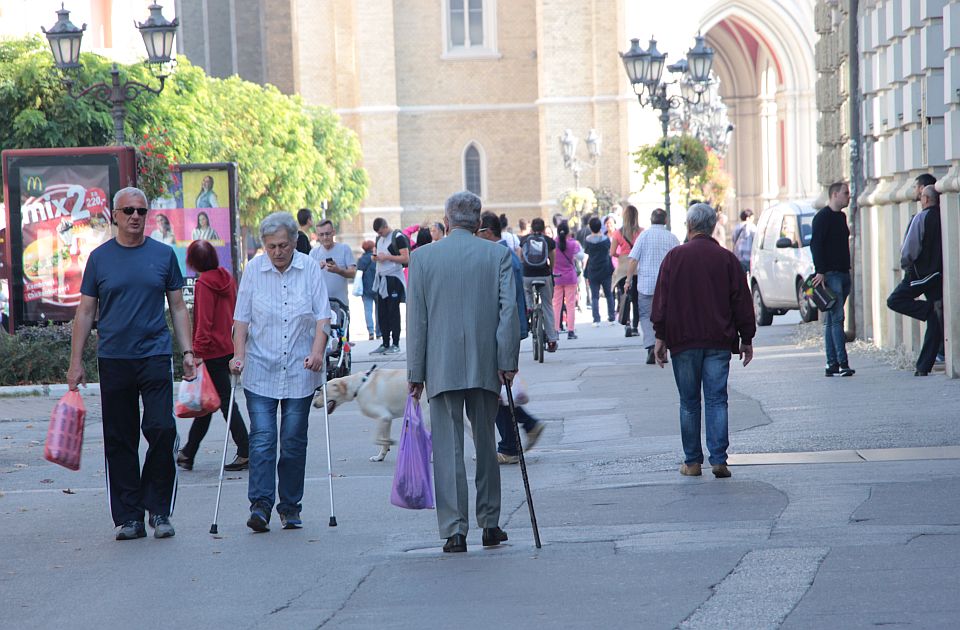 Istraživanje: Stariji građani Srbije uglavnom podržavaju vlast