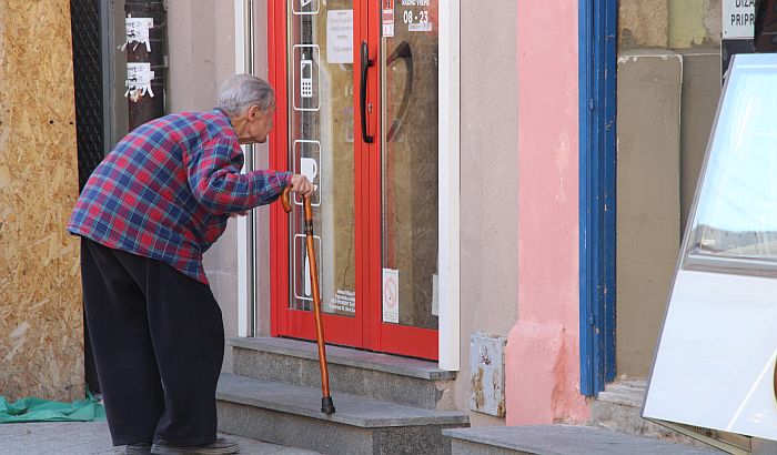 PIO fond podsetio: Od 1. januara novi uslovi za penziju 