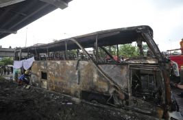 Izgoreo školski autobus na Tajlandu: Više desetina mrtvih i povređenih