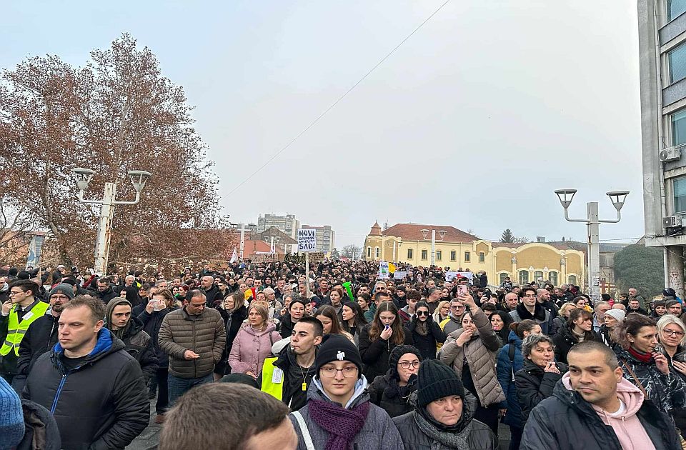 VIDEO Protest studenata u Zrenjaninu: "Navala na Avalu"