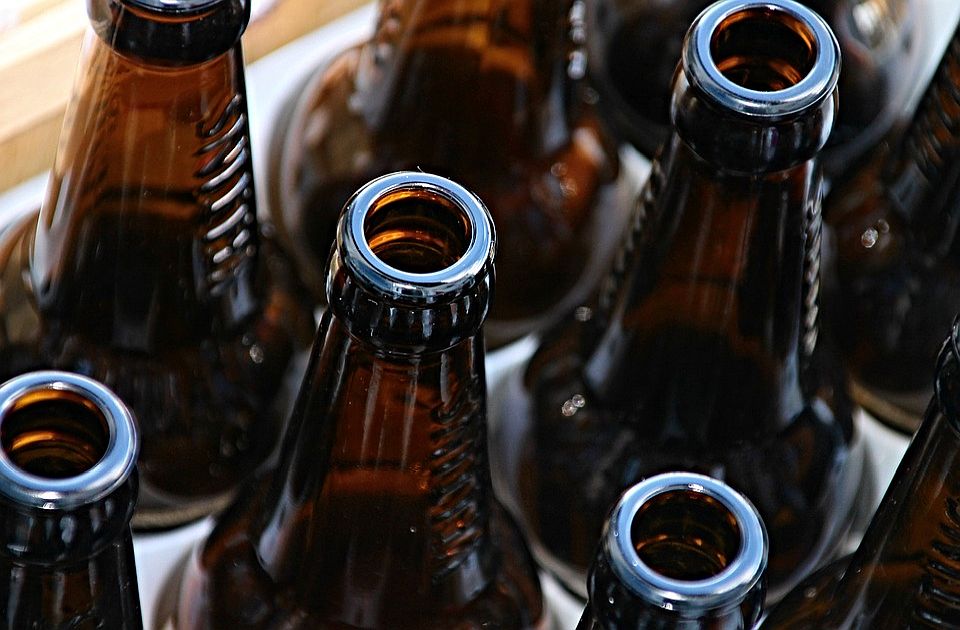 Tokom pandemije sve više mladih koristi drogu i alkohol