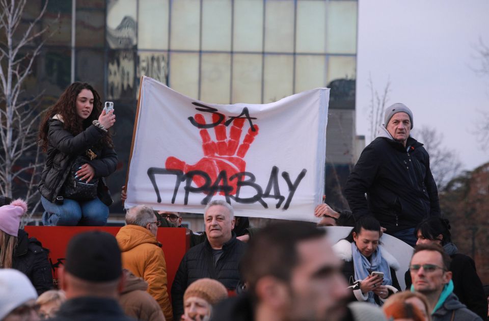 Francuski portal Medijapar o protestima u Srbiji: Srpski režim ima razloga da bude zabrinut