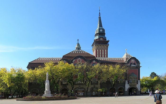 Pastor: Otklonjena opasnost od rušenja 55 objekata u srcu Subotice