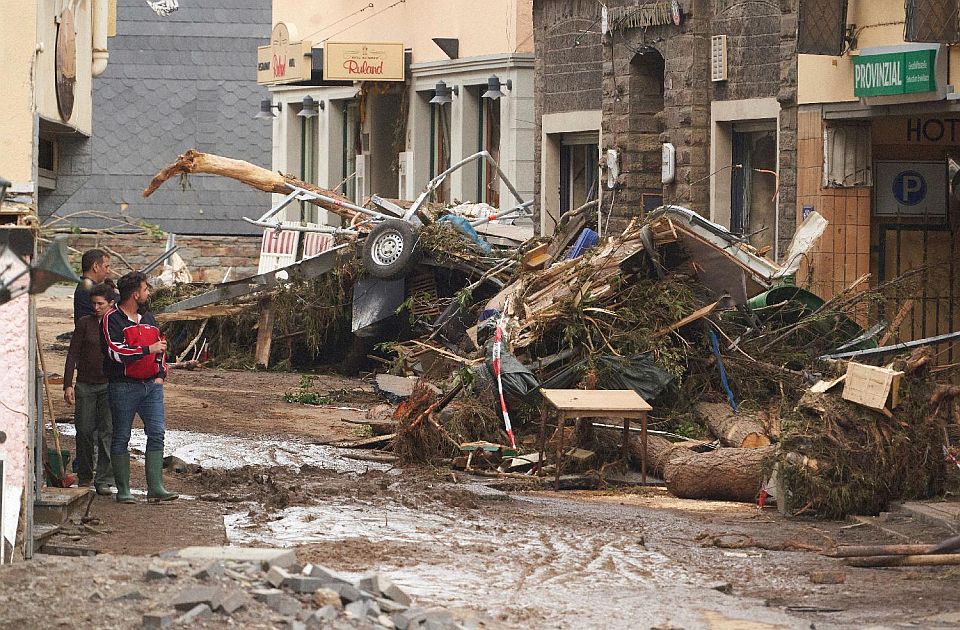 FOTO Novi bilans: U poplavama u Nemačkoj stradalo više od 120 ljudi, na stotine nestalih