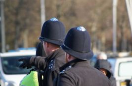 Britanskoj ministarki policije ukradena tašna na skupu o suzbijanju krađa