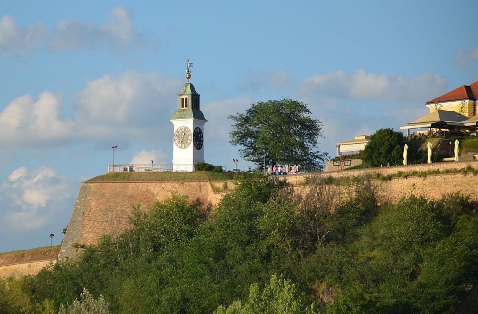 FOTO: Posetioce Petrovaradinske tvrđave sačekalo upozorenje na "otrovni gas", evo o čemu je reč