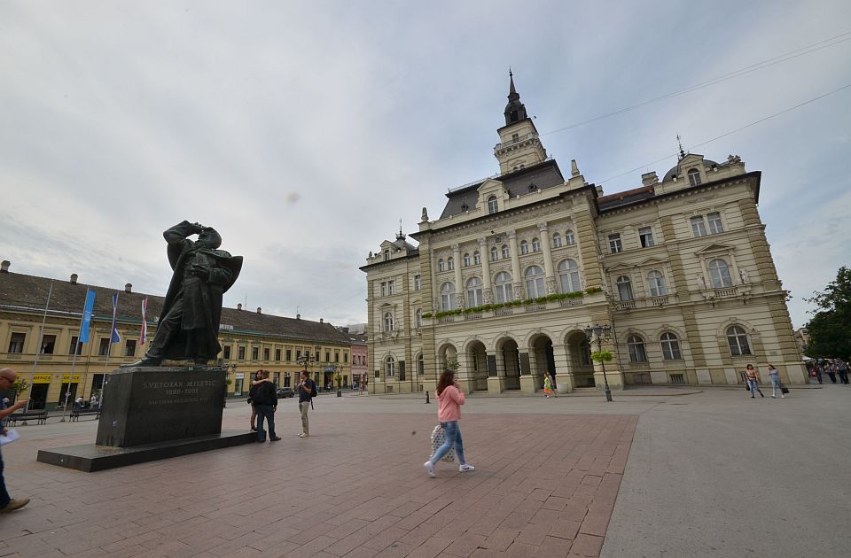 Petak pred Novosađanima: Mile Kekin, Novosadski dani piva...