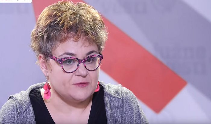 Vreme: Sramna kampanja premijerke protiv novinarke Tamare Skroze