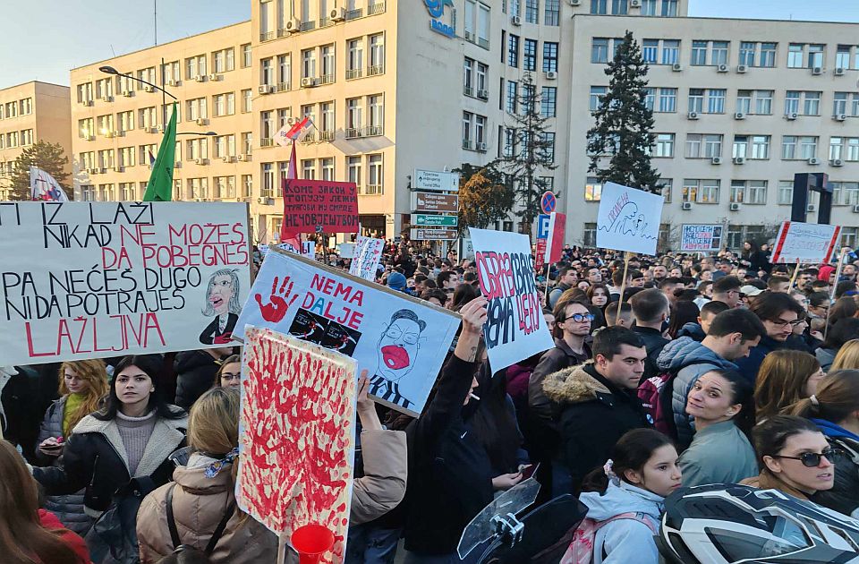 Arhiv javnih skupova: Protesti podrške studentima održani bar u 245 mesta u Srbiji