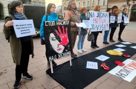 Protestne akcije u Novom Sadu i Srbobranu zbog još jednog femicida: 