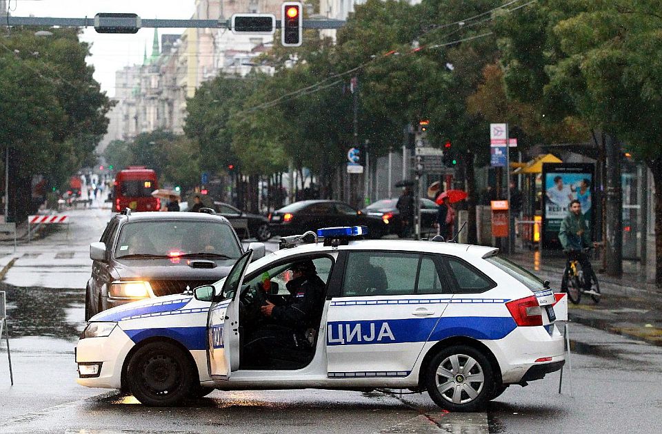 Pojedini posetioci Evroprajda žale se da nisu imali pristup skupu - policija ih sprečavala