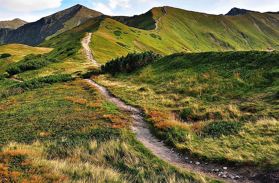 Pronađene tri osobe nestale kod manastira Gornjak, jedna teže povređena