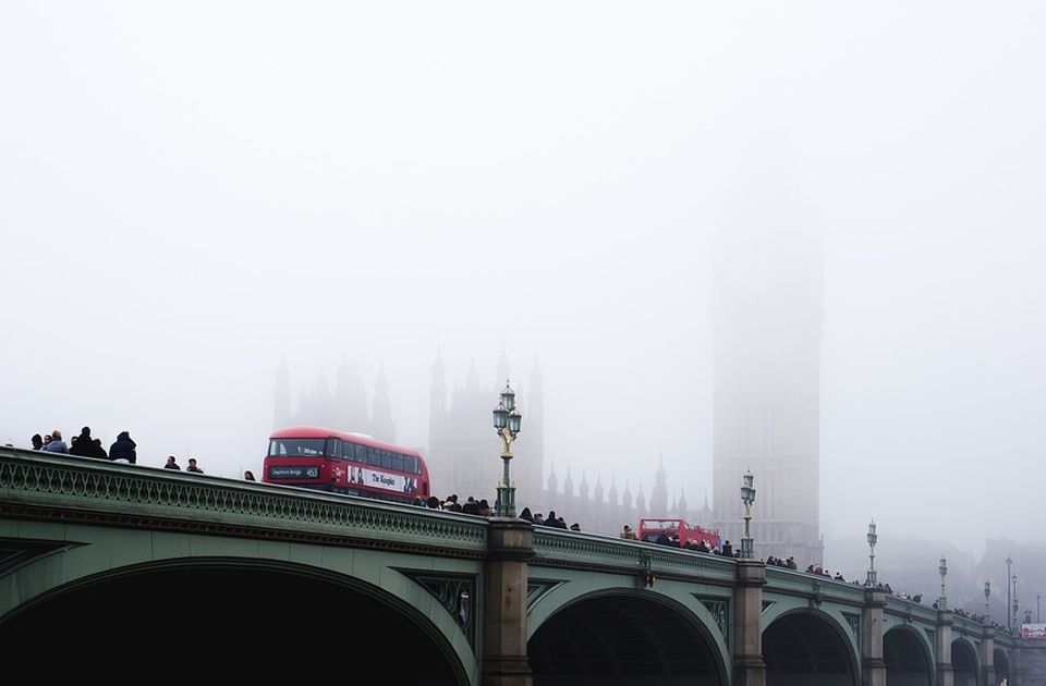 Na današnji dan: Rođeni Godar i Marija Kalas, magla otrovala stanovnike Londona, umro Renoar